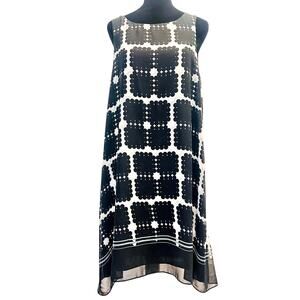 Max Studio Black and White Sleeveless Mini Shift Dress
